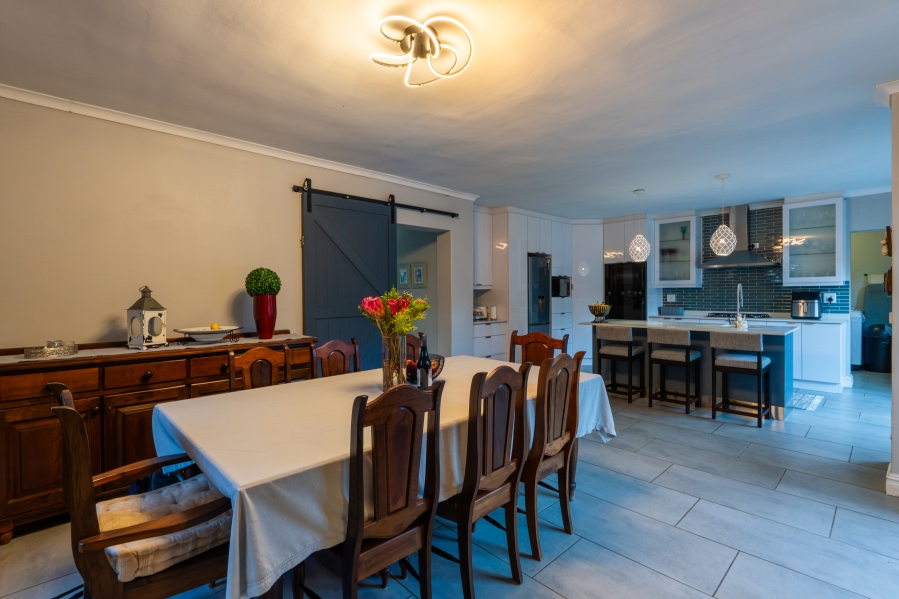 4 Bedroom Property for Sale in Aurora Western Cape